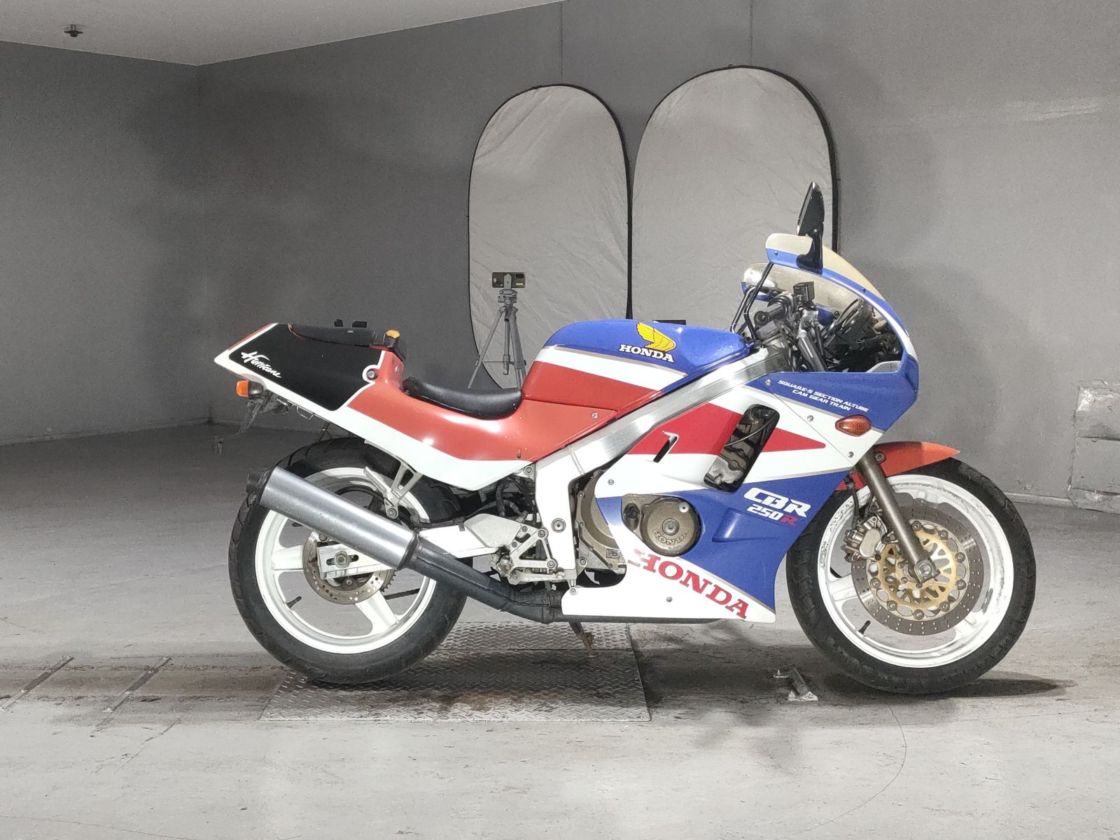 Honda CBR250R