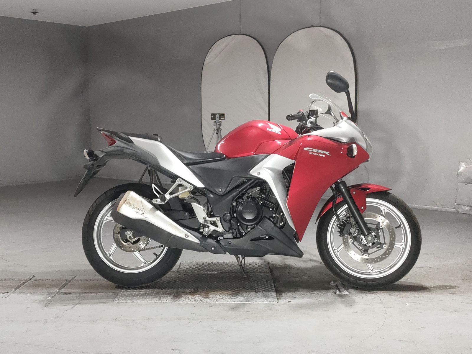 Honda CBR250R