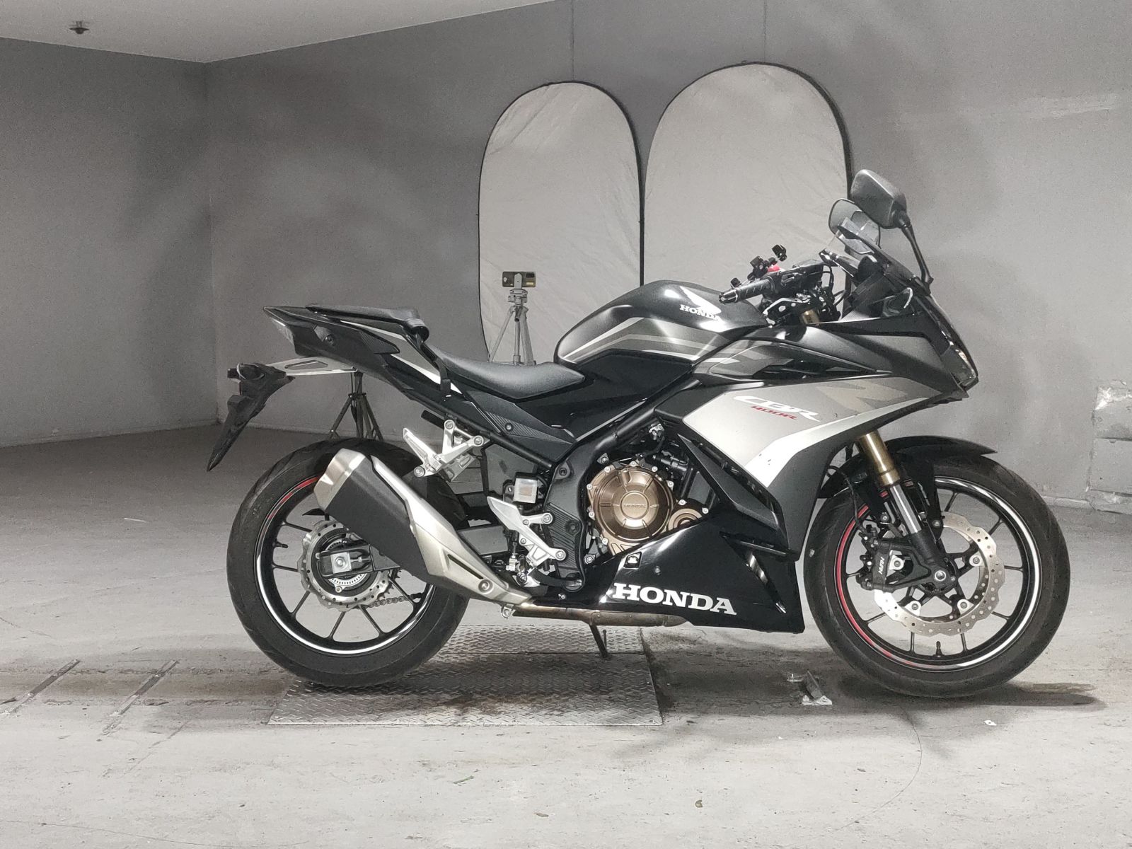 Honda CBR400R