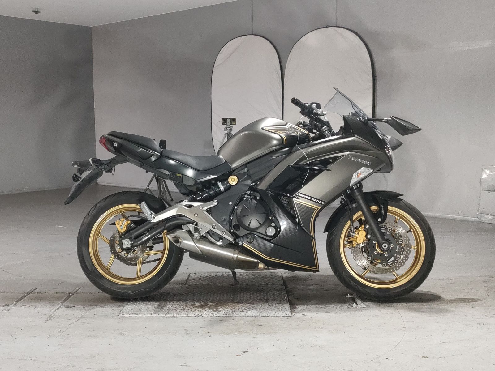 Kawasaki NINJA400