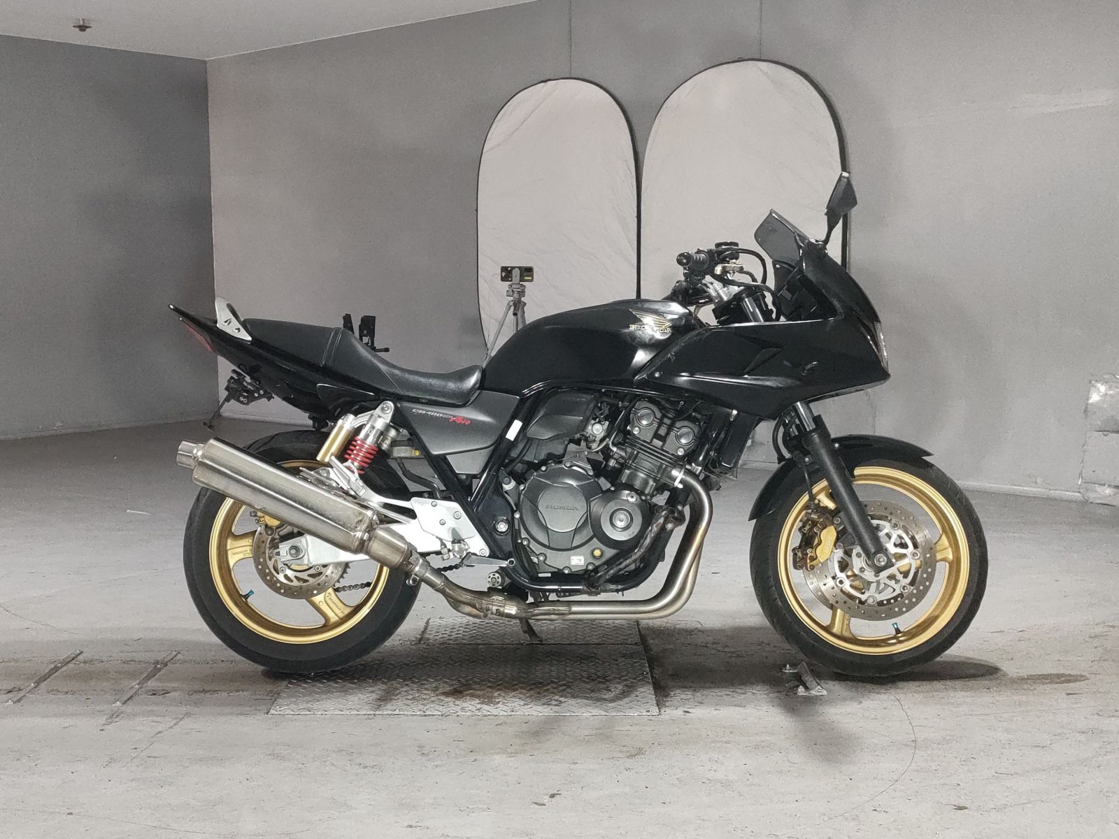 Honda CB400SFV-4 BOLDOR