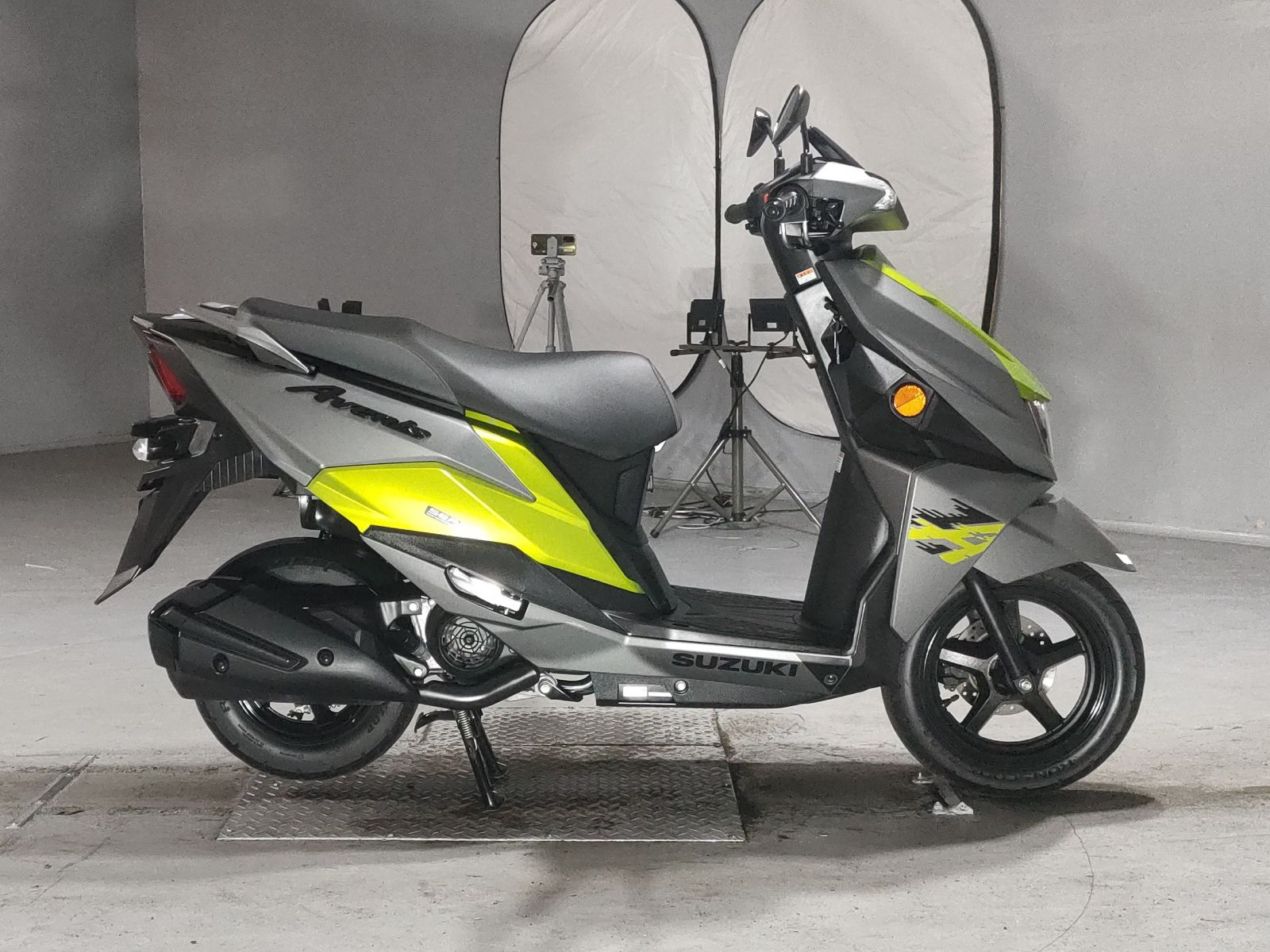 Suzuki AVENIS125