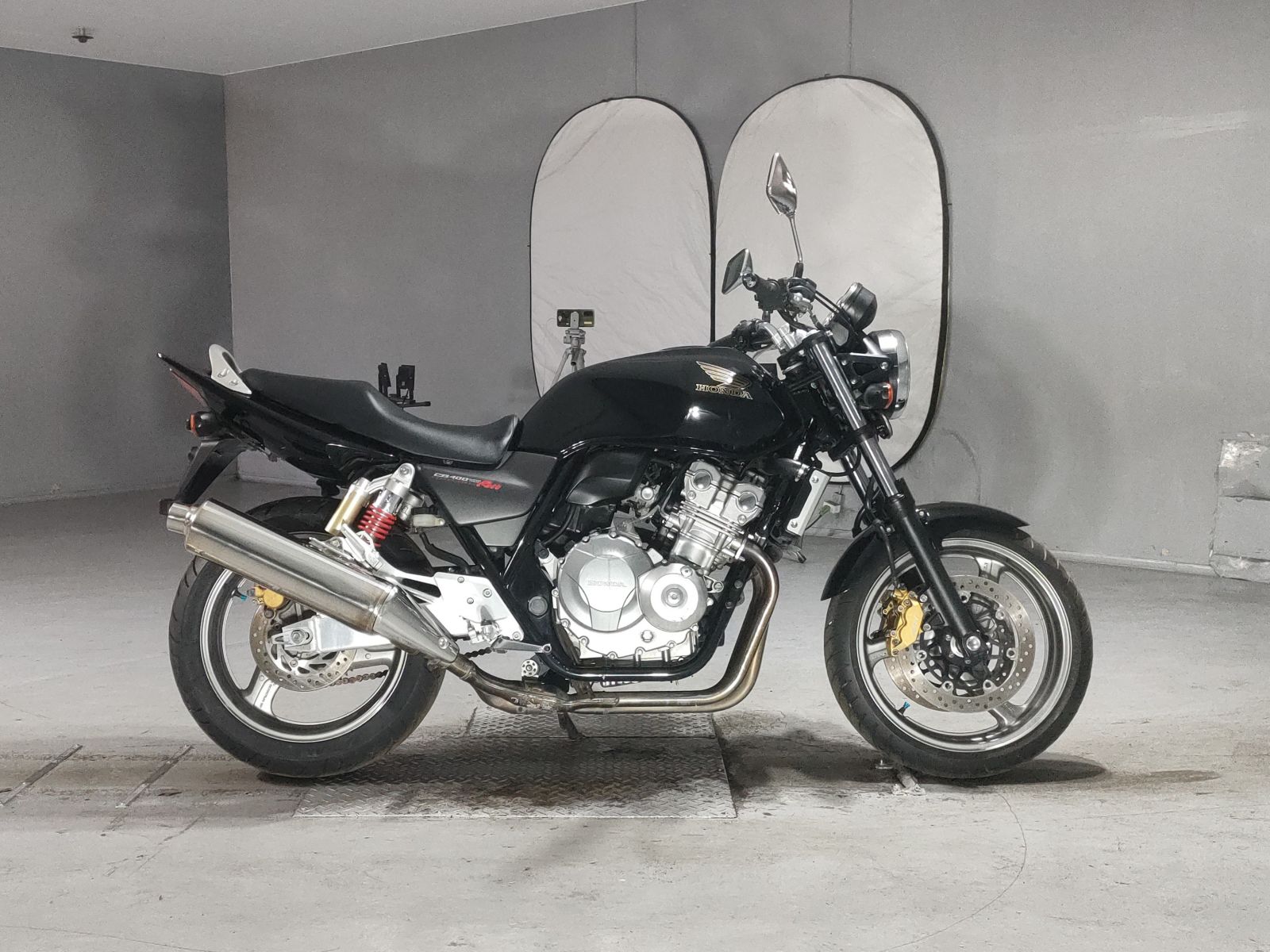 Honda CB400SFV-4