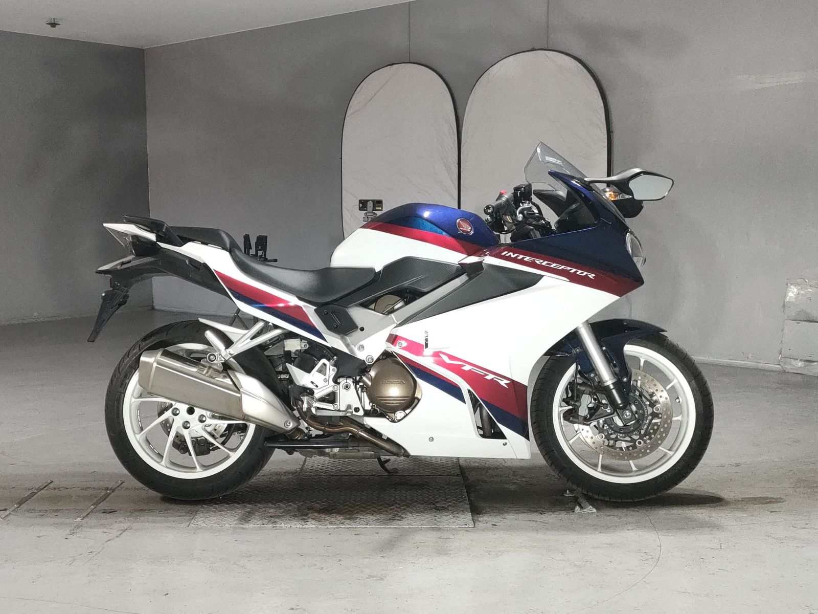 Honda VFR800F