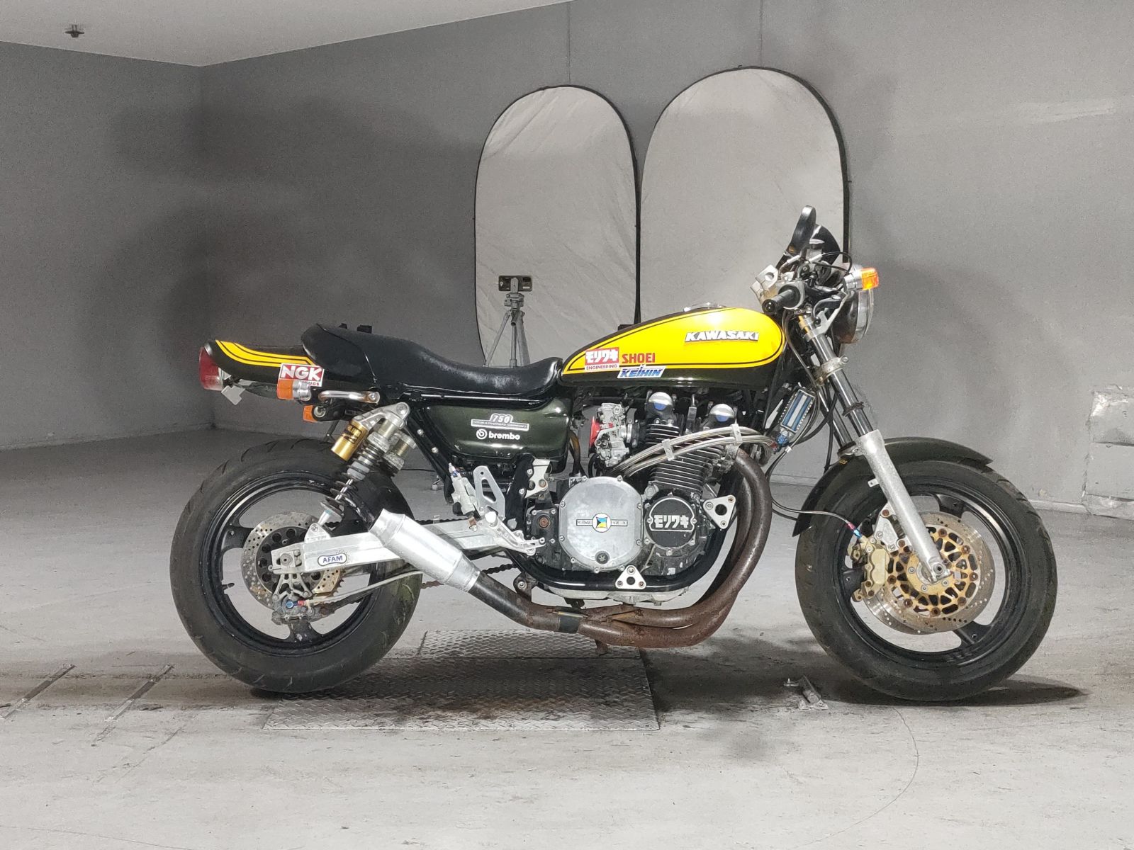 OTHER 750RS