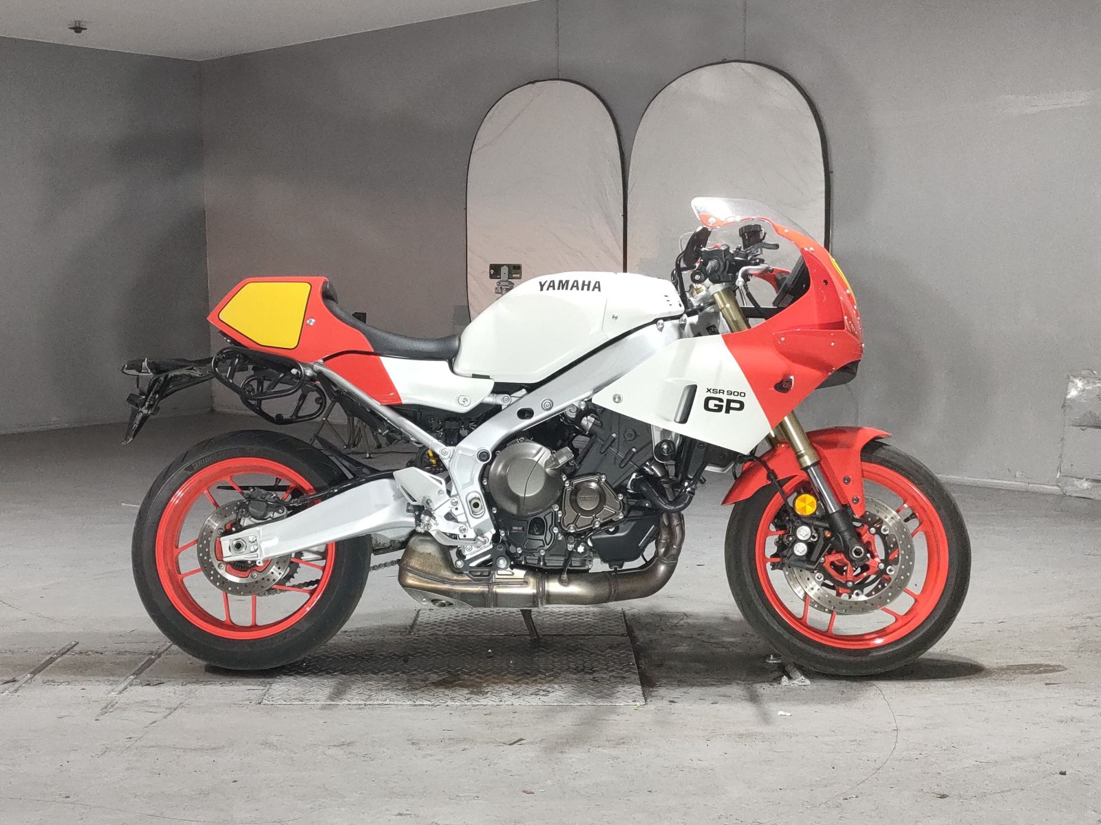 OTHER XSR900GP