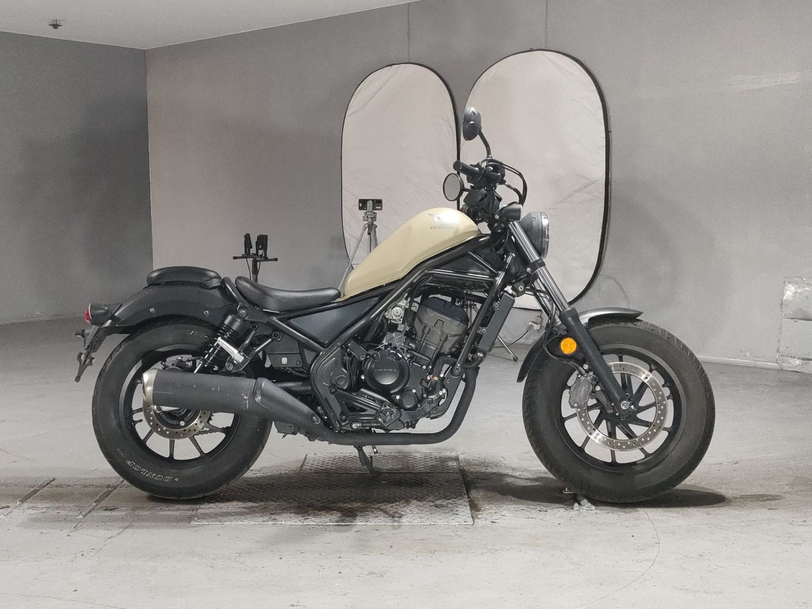 Honda REBEL