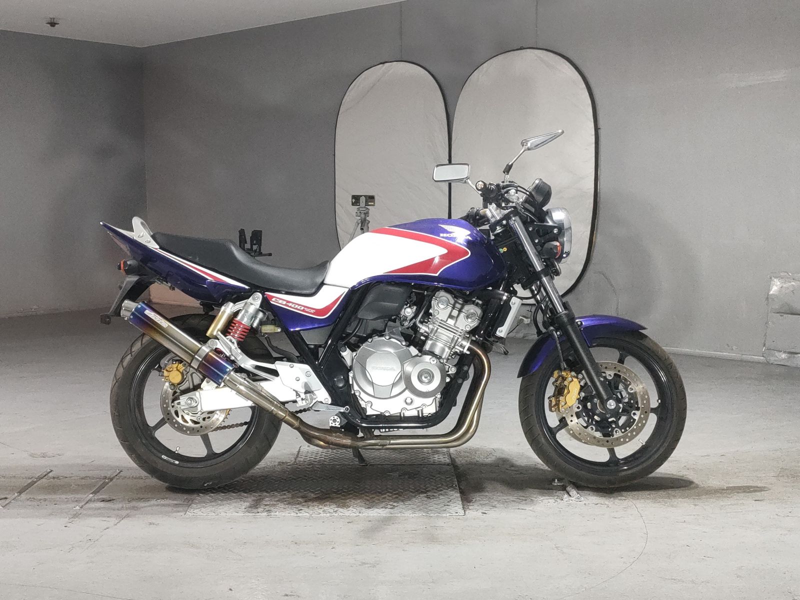 Honda CB400SFV-4