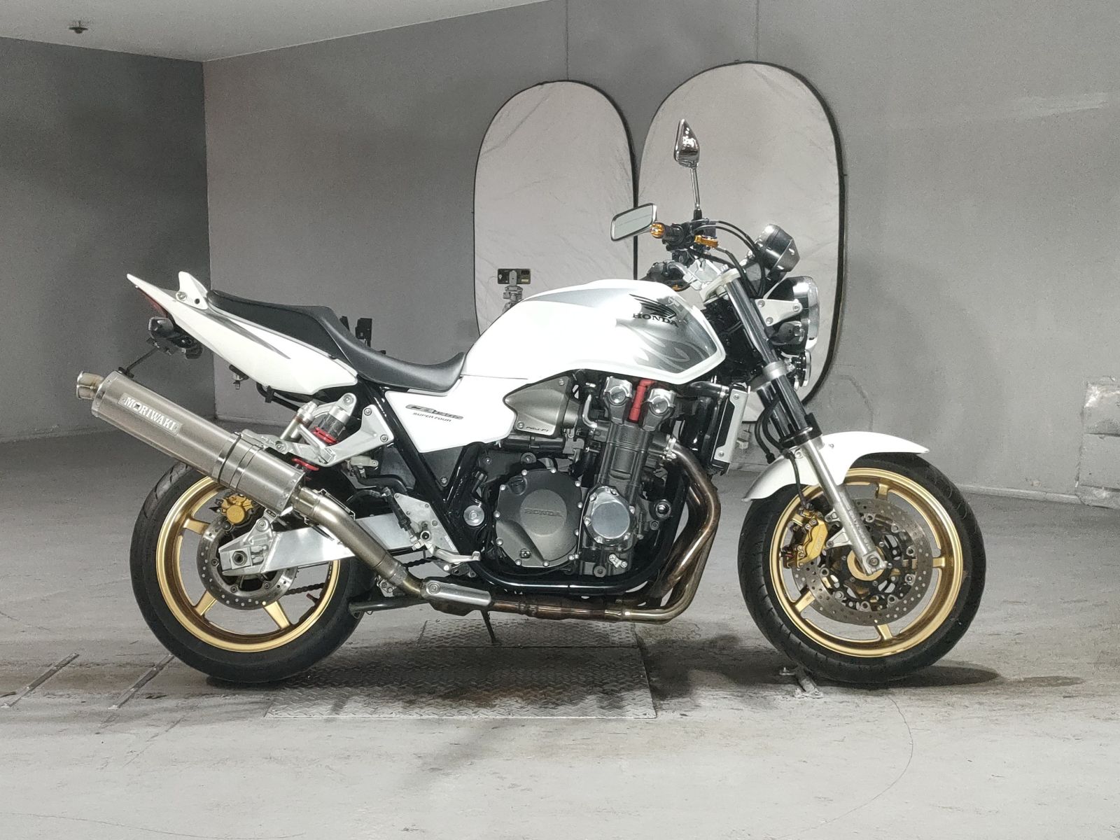 Honda CB1300SF