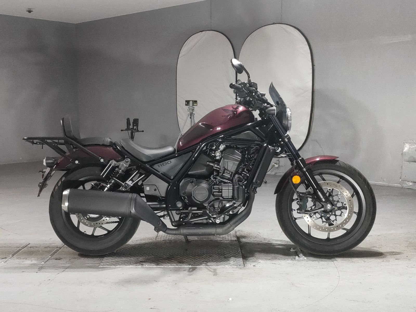 OTHER REBEL 1100DCT
