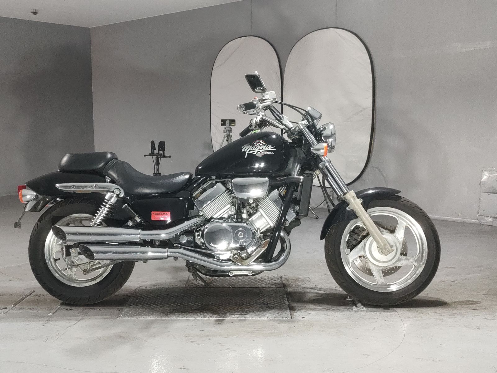 Honda MAGNA 750