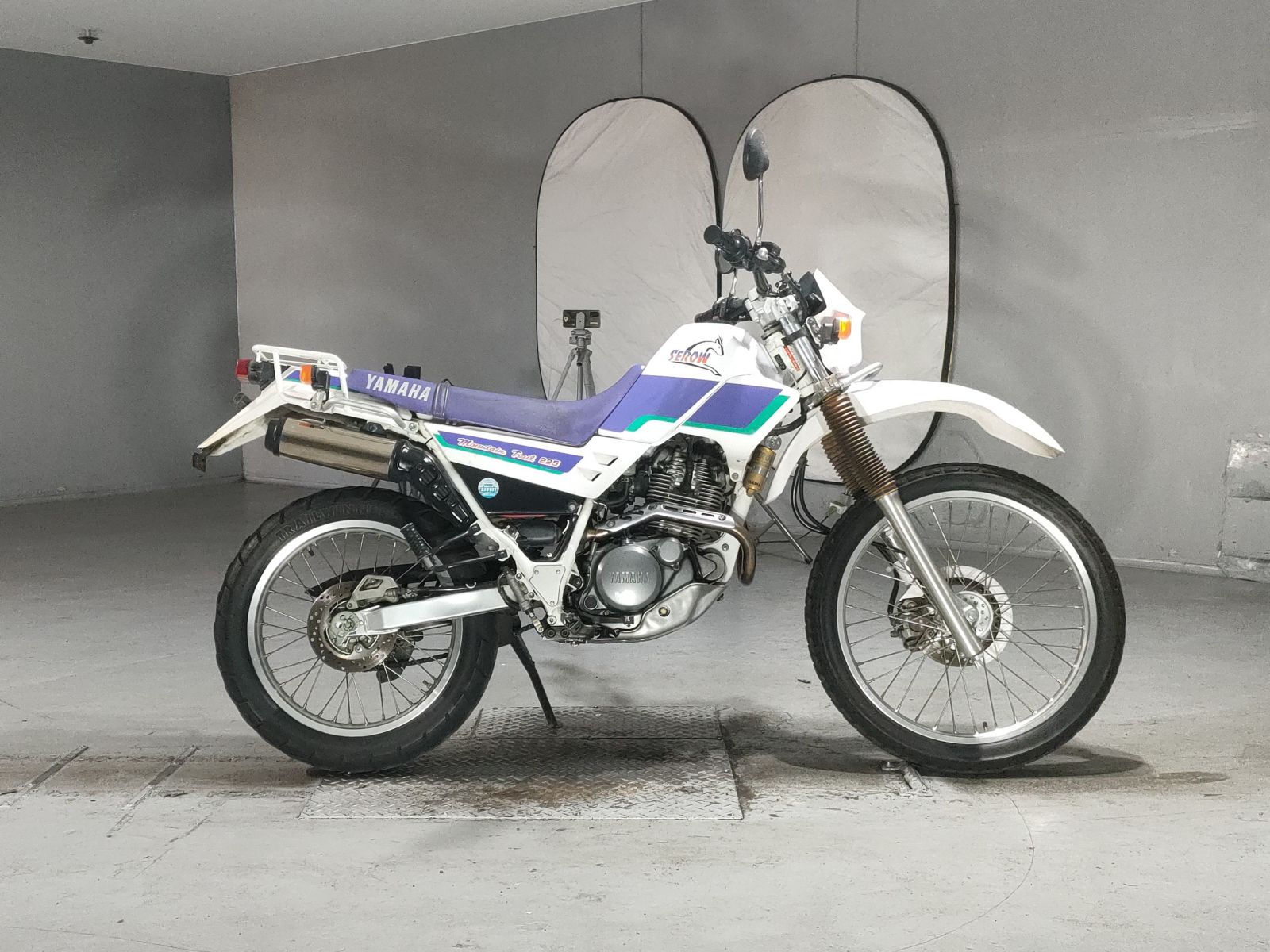 Yamaha SEROW 225W