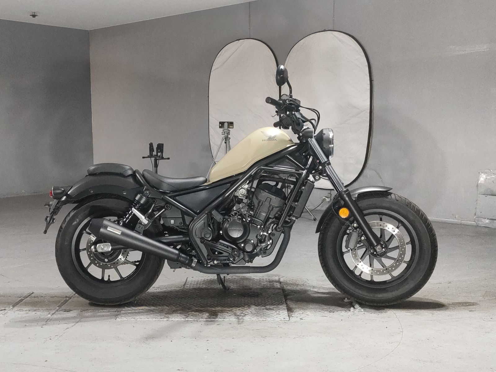 Honda REBEL