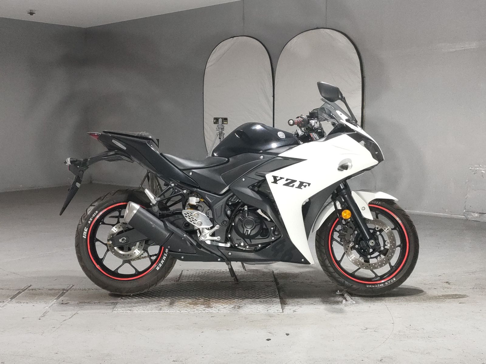 Yamaha YZF-R25