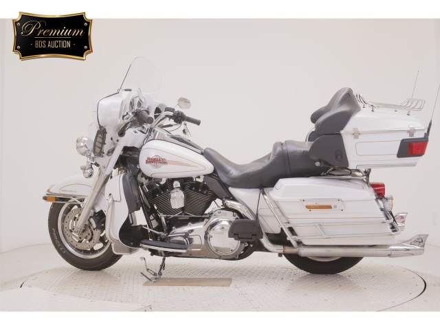 Harley-Davidson HARLEY FLHTCU1580