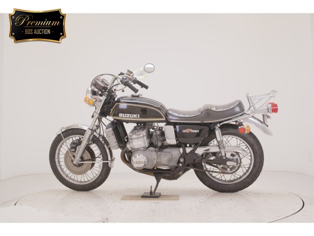 Suzuki GT750