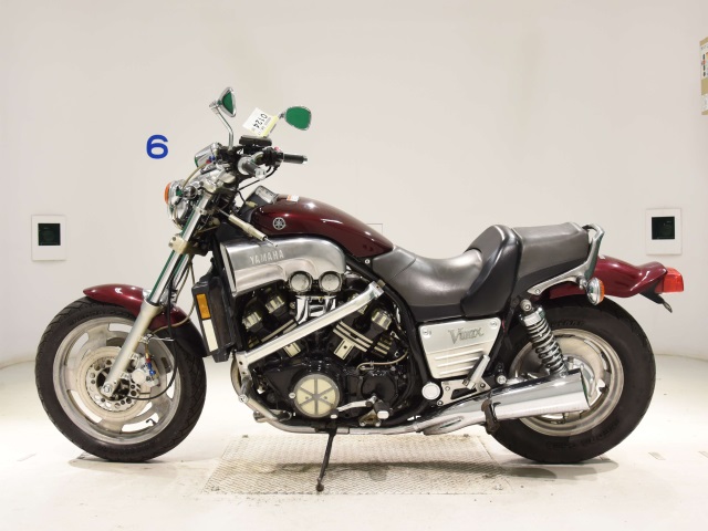 Yamaha V-MAX