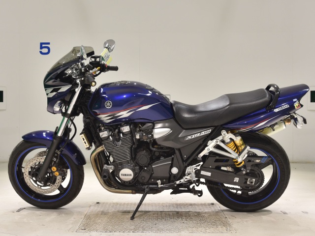 Yamaha XJR1300-2