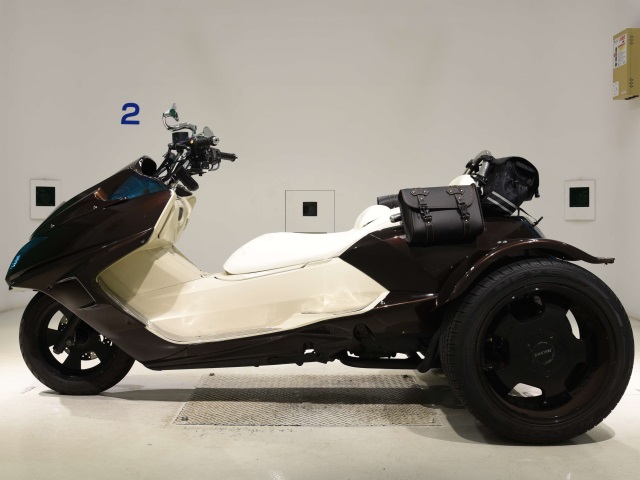 Yamaha MAXAM TRIKE