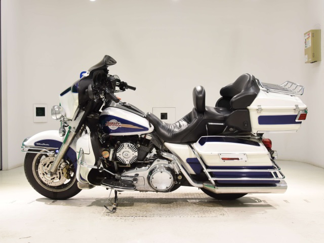 Harley-Davidson HARLEY FLHTCU1580