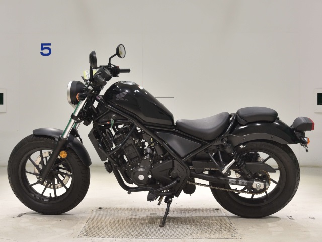Honda REBEL