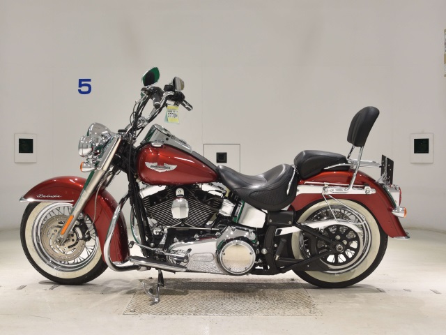 Harley-Davidson HARLEY FLSTN1580
