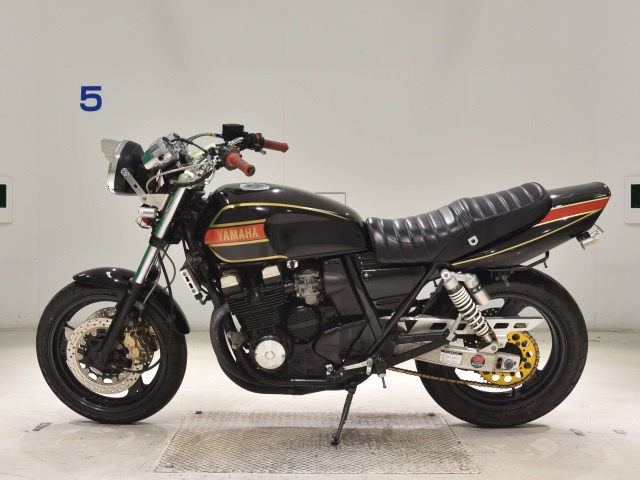 Yamaha XJR400R-1