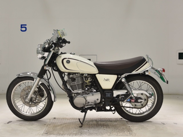 Yamaha SR400-4