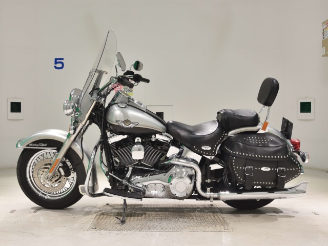 Harley-Davidson HARLEY FLSTC1450