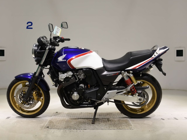 Honda CB400SFV-3