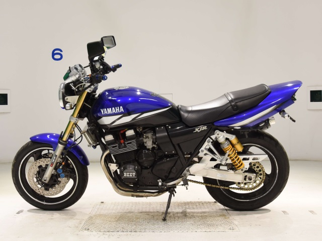 Yamaha XJR400R-3