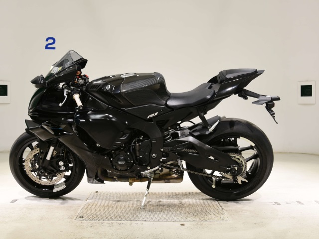 Yamaha YZF-R1