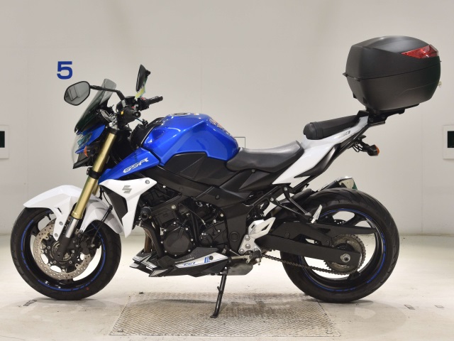 Suzuki GSR750A