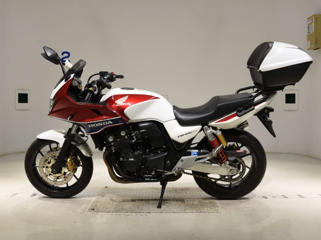 Honda CB400SFV-4 BOLDORABS