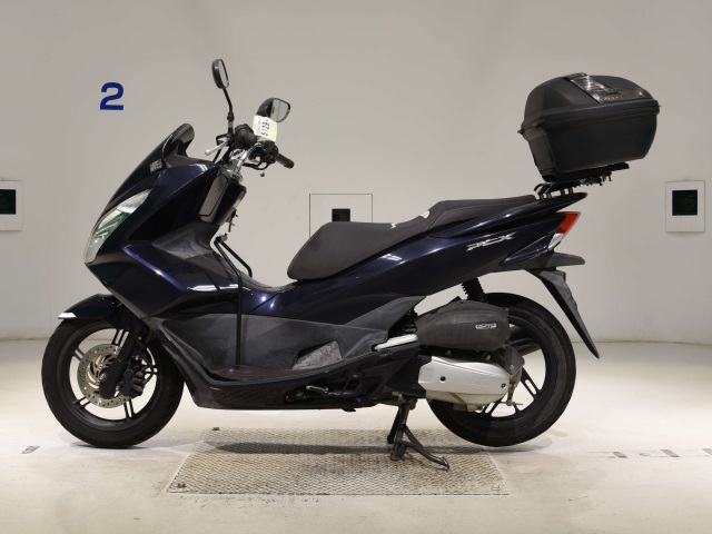 Honda PCX125-2