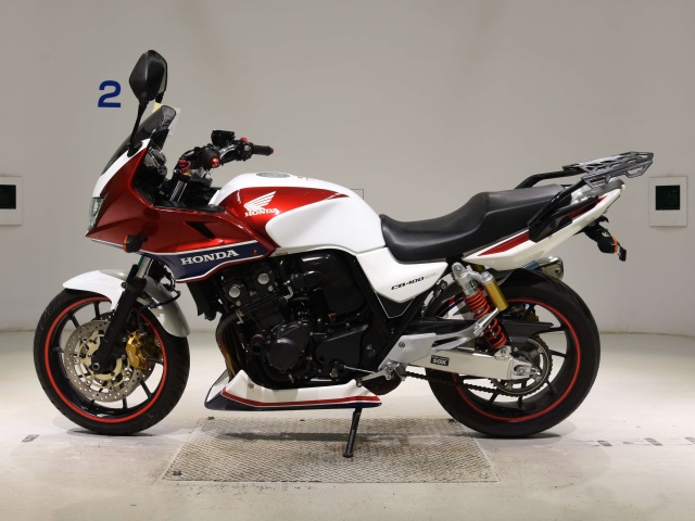 Honda CB400SFV-4 BOLDORABS