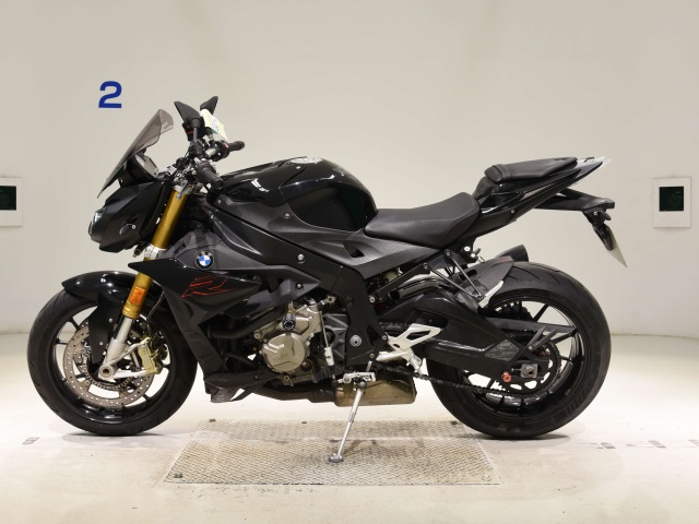 BMW BMW S1000R