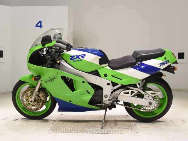 Kawasaki ZXR750-1