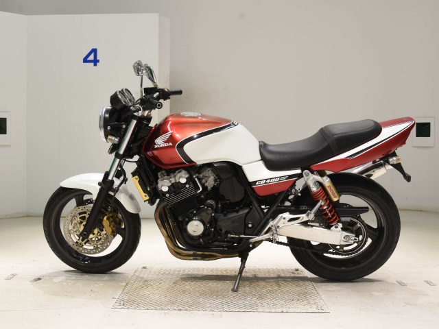 Honda CB400SFV-2
