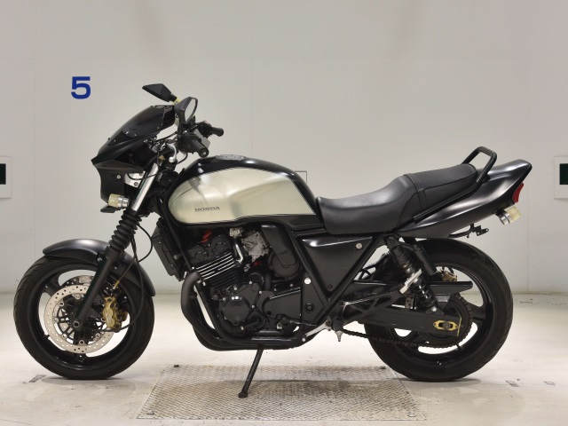 Honda CB400SF