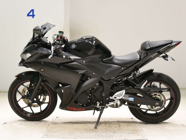Yamaha YZF-R25