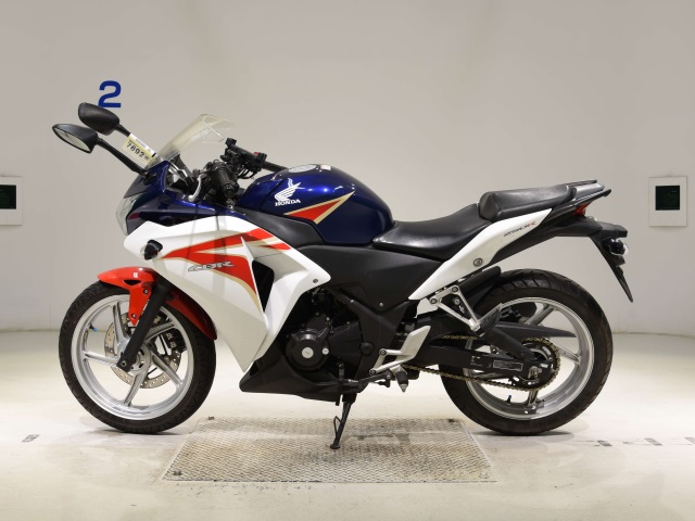Honda CBR250R