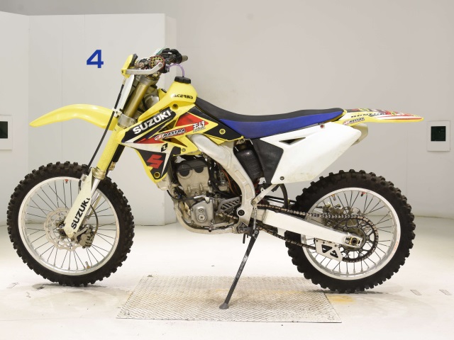 Suzuki RM-Z250