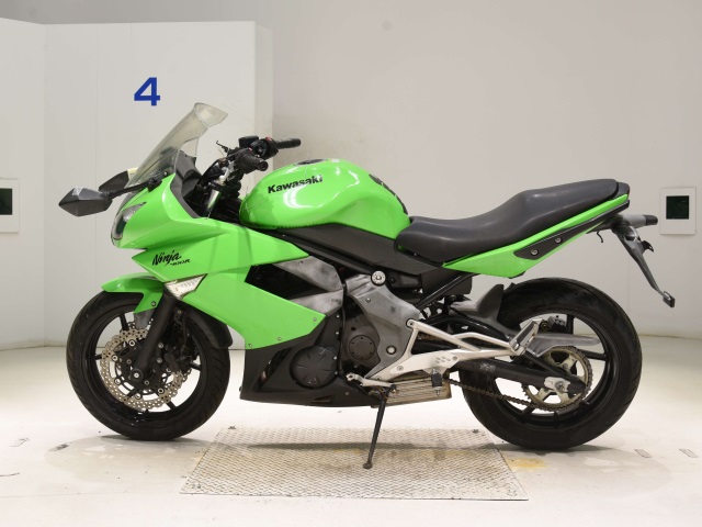 Kawasaki NINJA400R