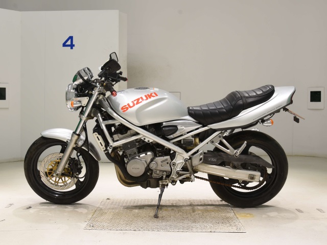 Suzuki BANDIT250-2
