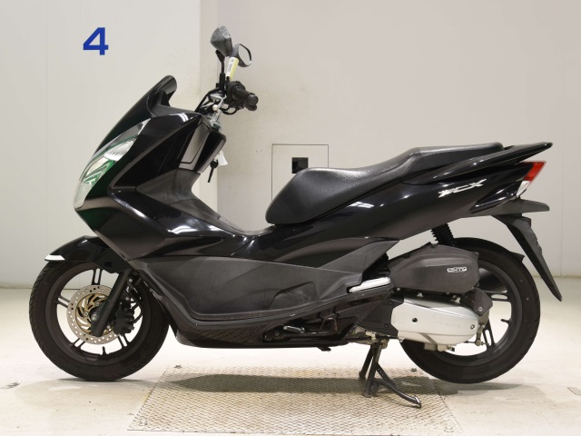 Honda PCX125-2