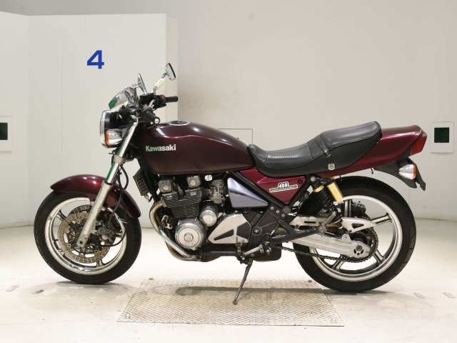 Kawasaki ZEPHYR400