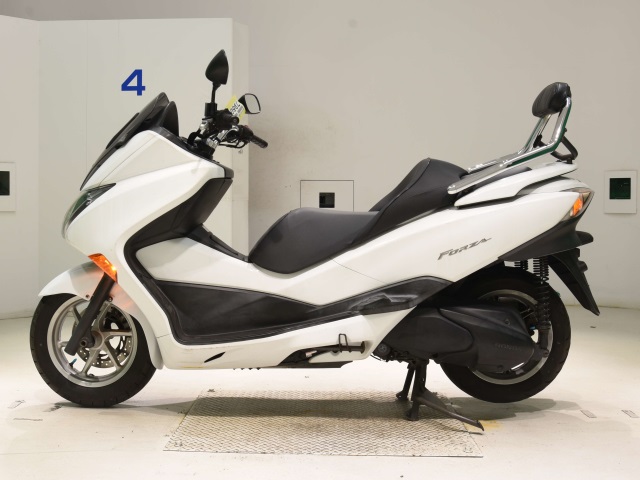 Honda FORZA X