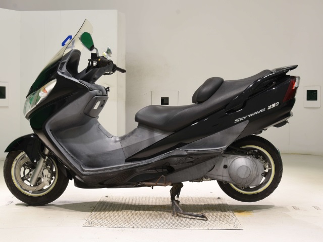 Suzuki SKYWAVE 250-2