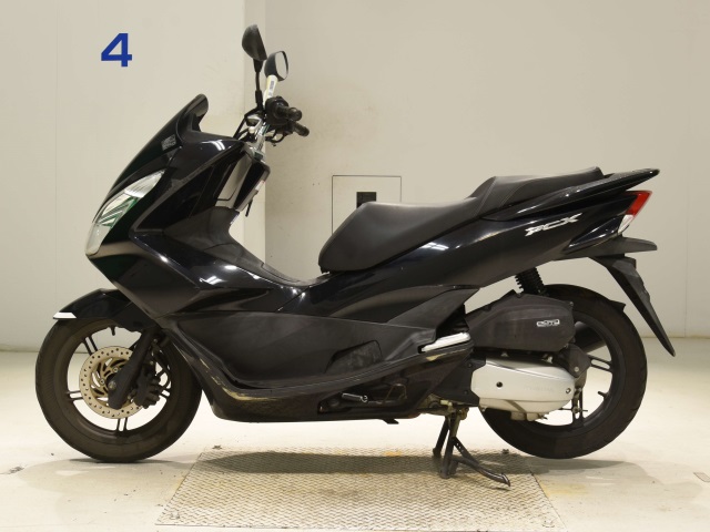 Honda PCX125-2